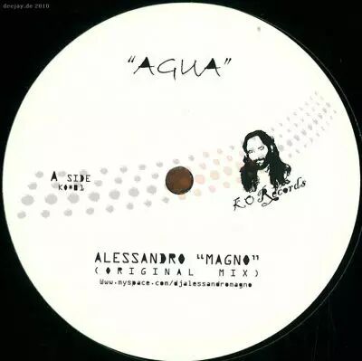 <a href=\'\'>Alessandro Magno</a> - Agua (Moreno Pezzolato remix)