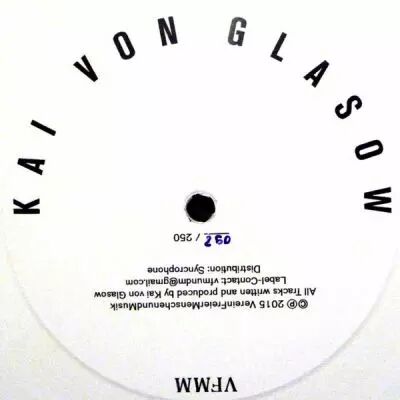 <a href=\'\'>Kai Von Glasow</a> - Oversimplification EP