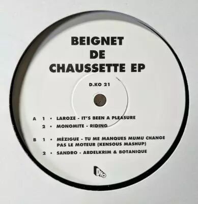 <a href=\'\'>Laroze</a>, <a href=\'\'>Monomite</a>, <a href=\'\'>M�zigue</a>, <a href=\'\'>Sandro</a> - Beignet de chaussetteEP