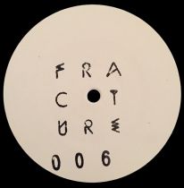 <a href=\'\'>Leiras</a> - Abyssal (<a href=\'\'>James Ruskin</a> Remix)