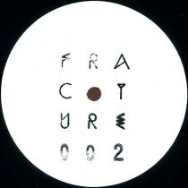 <a href=\'\'>Signalweiss</a> - Artificial (<a href=\'\'>Milton Bradley</a> remix)