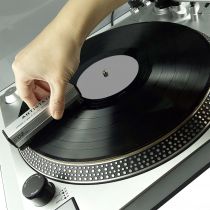 Carbon record cleaning brush