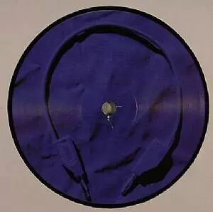 Tom Bugs - Living Leaving
